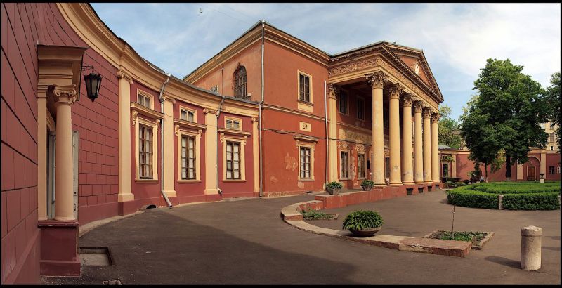 Палаци, музеї, парк та усипальниця: 15 найкрасивіших споруд шляхетського роду Потоцьких в Україні