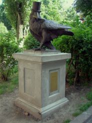 Скульптура «Ворон», Київ 