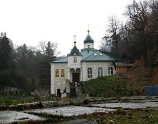 Hnyletskyy monastery