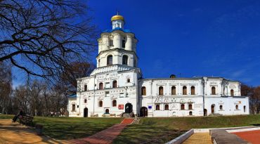 Chernihiv College