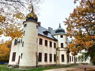 Manor Naryshkin-Shuvalov in Talne