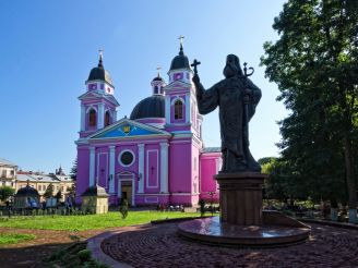 Кафедральный собор Святого Духа, Черновцы