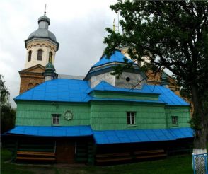 Церква Святих Костянтина і Олени, Ошихліби