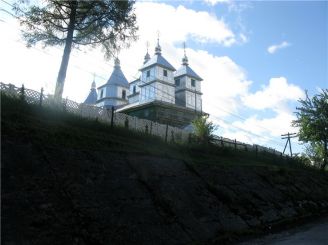 Дмитрівська церква, Дихтинець