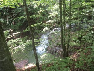Rushirskiy waterfall Lyucha