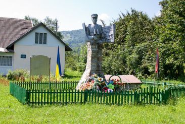 Monument to the centurion Frost, Wyzne Beryozov