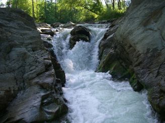 Водоспад Шешорський Гук, Шешори 