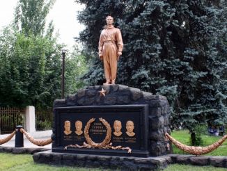 Monument stratonavty, Donetsk