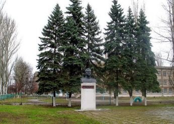 Monument to General Vatutin, Enakieve
