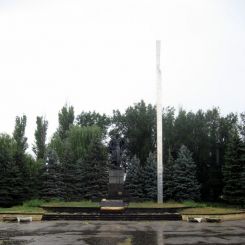 Monument at the mass grave of Soviet soldiers in the park 