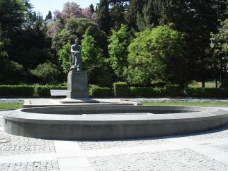 Пам'ятник Чехову