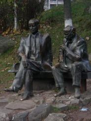 Пам'ятник Йосифу Бокшаю та Адальберту Ерделі, Ужгород