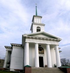 Trinity Church in Helmyazovi