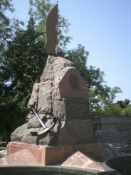 Памятник лейтенанту Шмидту