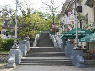 Tavriyski stairs