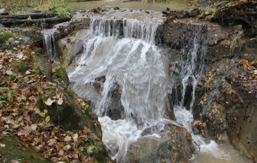 Водопад Ковбер (Буковинские водопады)
