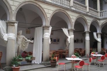 Кафе Італійський дворик