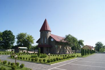 Tower Restaurant, Molodava second