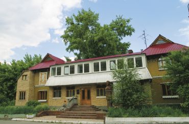 The Klavdia Shul'zhenko Municipal Club-Museum