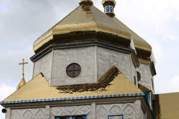 Петропавловская церковь, Космач