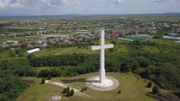 Commemorative cross, Derzen