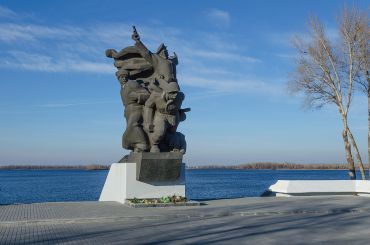 Пам'ятник Воїнам 152-ї стрілецької дивізії, Дніпропетровськ