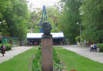 Памятник Войцеховичу А. К., Днепропетровск