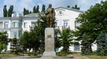 Пам'ятник Поліні Осипенко, Бердянськ
