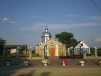 Свято-Успенский храм, Беляевка