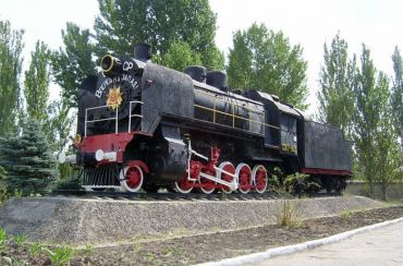 Steam Locomotive Monument CO-17-1613