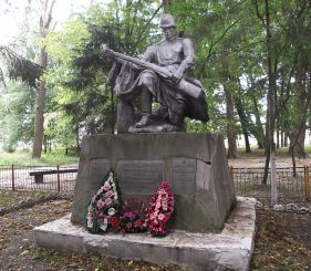 Monument to fallen soldiers, Tuchin