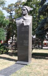 Monument Primakov Vitaly Markovich