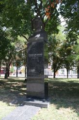 Monument Nikolai Podvoisky