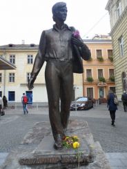 Monument to Vladimir Ivasyuk