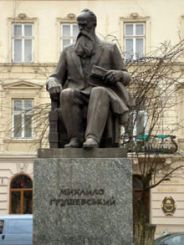 Пам'ятник М. Грушевському