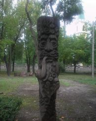 Комплекс скульптур 12 місяців, Городище