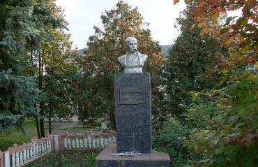 Shevchenko monument, Korolivka