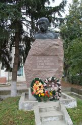 Памятник Т. Шевченко, Кудринцы