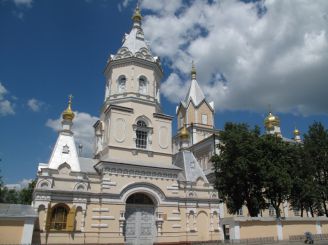 Корецкий Свято-Троицкий монастырь, Корец