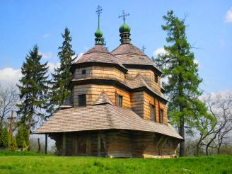 Михайлівська церква, Комарне