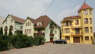 Готель Альфа, Мукачеве