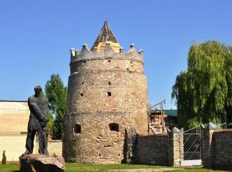 Letychiv Castle (Dominican Monastery)