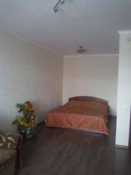 Apartment Golovatogo 76a