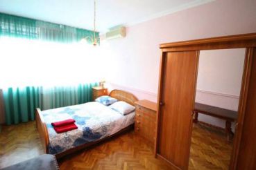 Two-bedrooms on Velyka Vasylkivska 51