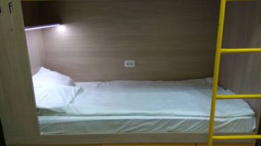 Двоярусне ліжко в змішаному загальному номері (гуртожиткового типу)