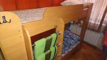 Двоярусне ліжко в змішаному загальному номері (гуртожиткового типу)