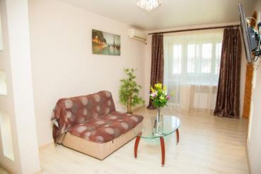 2Rooms Luxury Apartment on Gagarina near Intourist Hotel