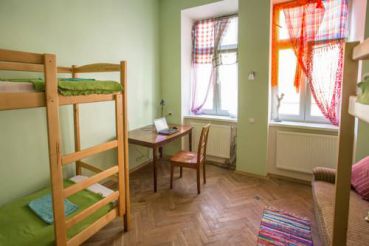 Bed in 10-Bed Mixed Dormitory Room