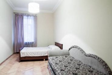 One-Bedroom Apartment - Nasypna Street 1/1