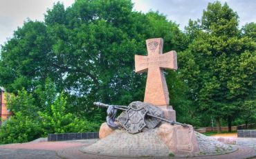 Пам'ятник українським козакам, Полтава